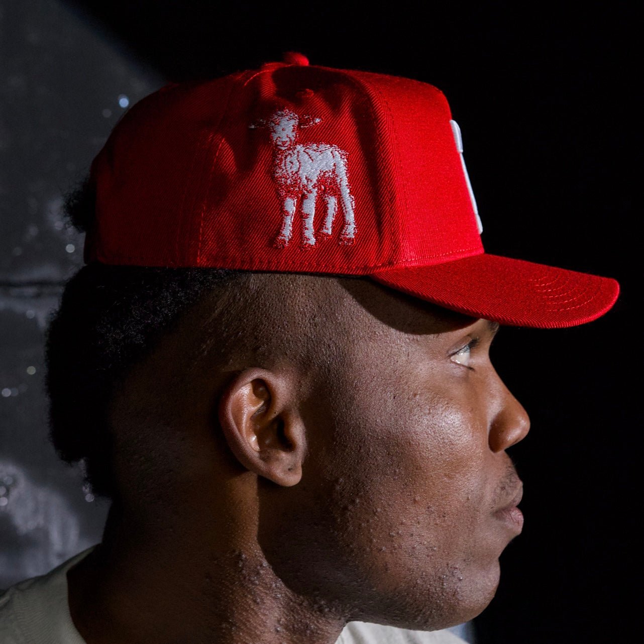 ‘7’ Premium SnapBack - Red/White